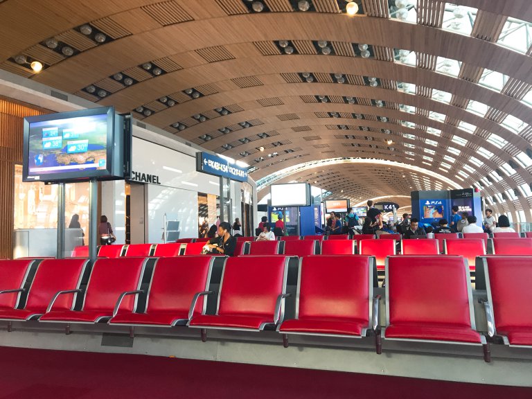 パリのシャルル・ド・ゴール空港のKゲート内で買えるお土産まとめ 吉田佐和子オフィシャルサイト パリのシャルル・ド・ゴール空港のKゲート内で買えるお土産まとめ 吉田佐和子オフィシャルサイト